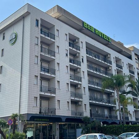 B&B Hotel Bari Rondo Exteriör bild